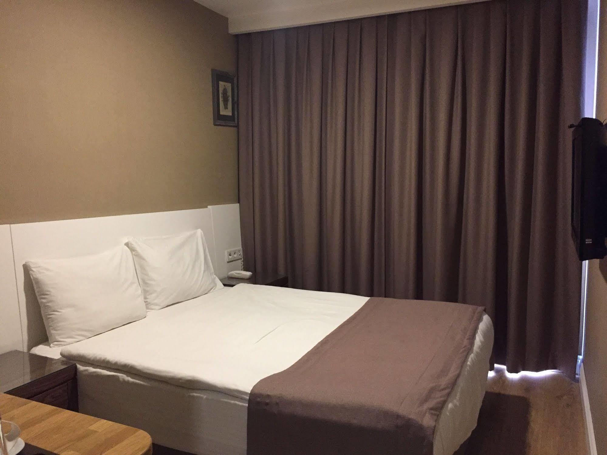 Aston Hotel Taksim 이스탄불 외부 사진
